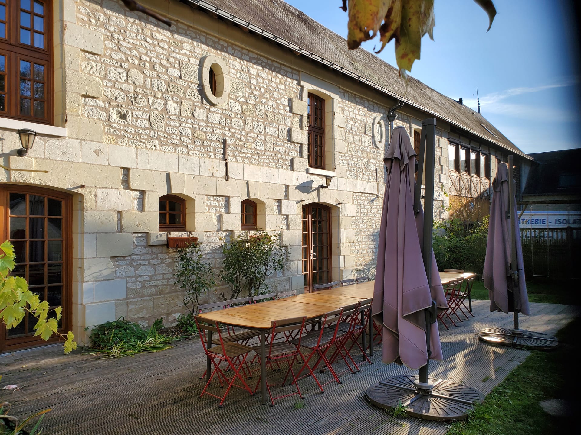 Façade avec terrasse