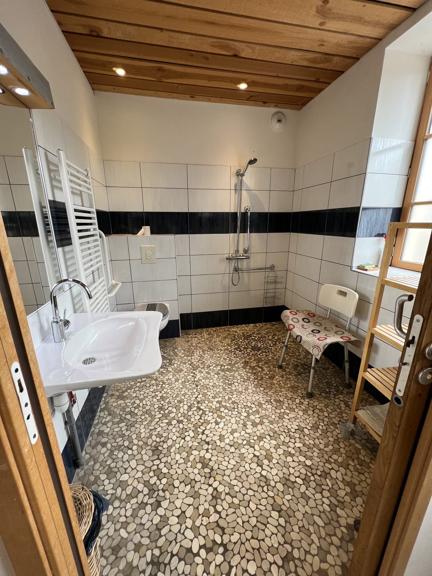 Salle de bain (accessible)