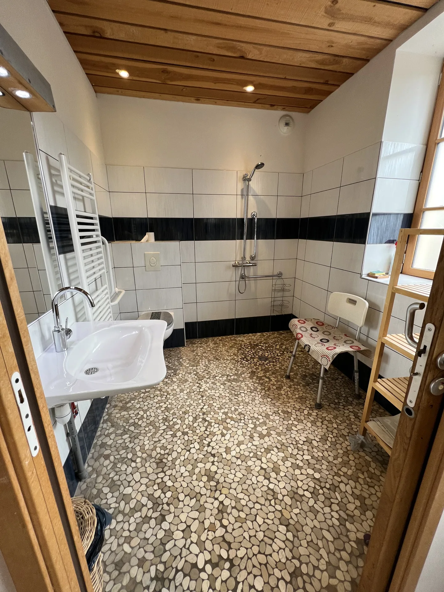 Salle de bain (accessible)